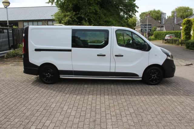 Opel Vivaro (2019) thumbnail 8