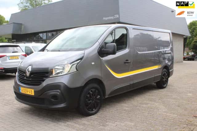Renault Trafic (2018) thumbnail 2