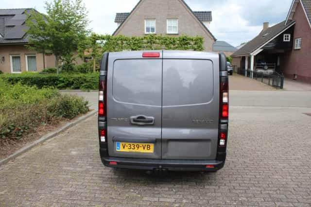 Renault Trafic (2018) thumbnail 11