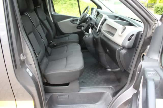 Renault Trafic (2018) thumbnail 14