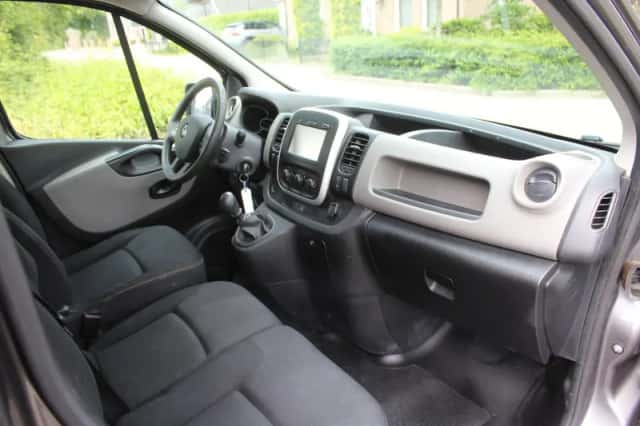 Renault Trafic (2018) thumbnail 16