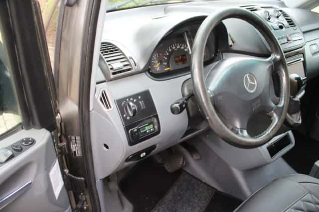 Mercedes-Benz Vito (2005) thumbnail 21