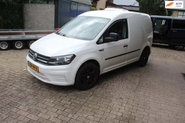 Volkswagen Caddy (2016) thumbnail 1