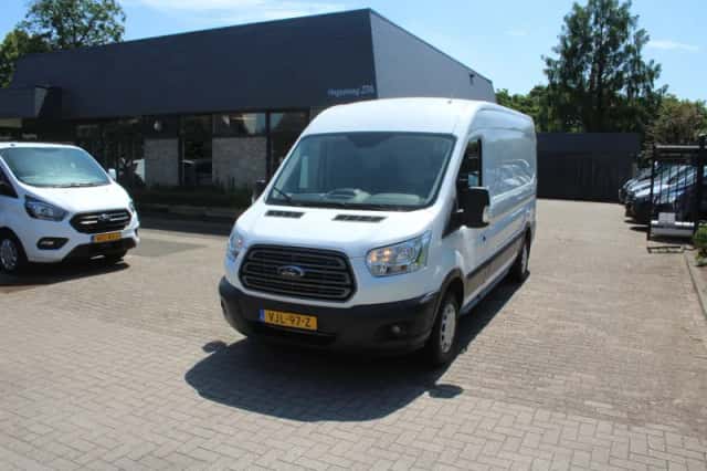 Ford Transit (2018) thumbnail 4