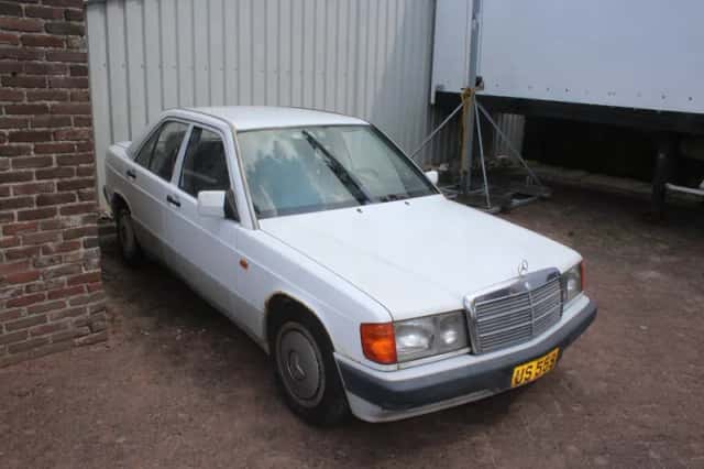 Mercedes-Benz 190-Serie (1900) thumbnail 4