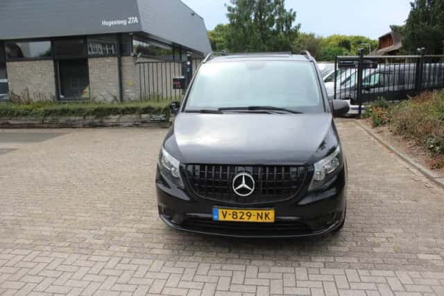 Mercedes-Benz Vito (2019) thumbnail 4