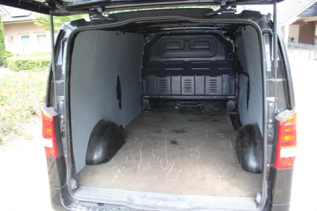 Mercedes-Benz Vito (2019) thumbnail 5