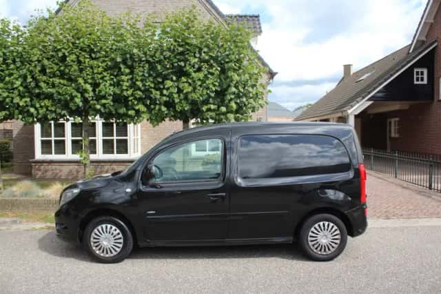 Mercedes-Benz Citan (2017) thumbnail 3