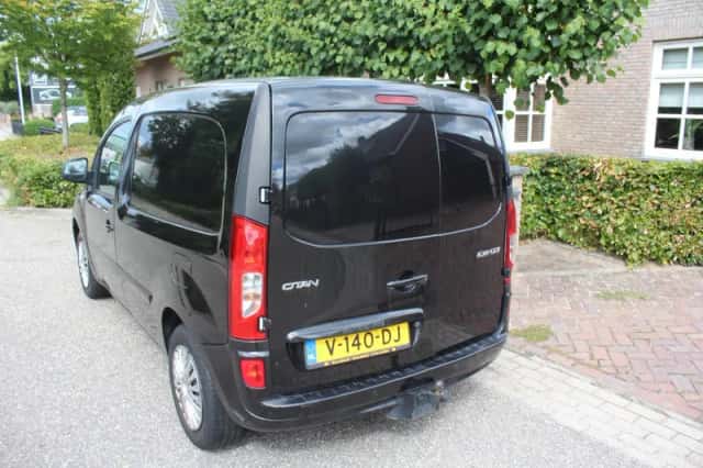 Mercedes-Benz Citan (2017) thumbnail 4