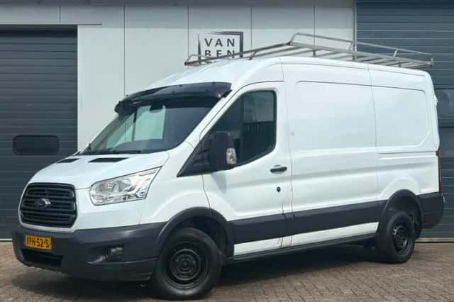 Ford Transit (2017) thumbnail 1