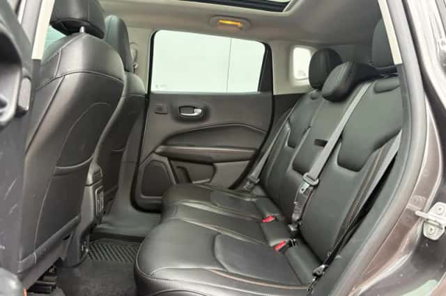 Jeep Compass (2018) thumbnail 4