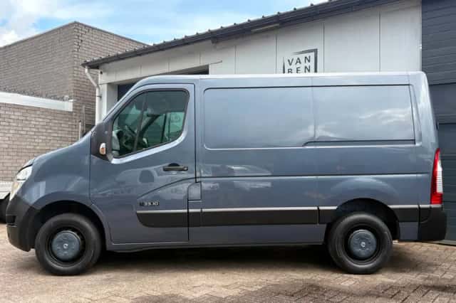 Nissan NV400 (2013) thumbnail 4