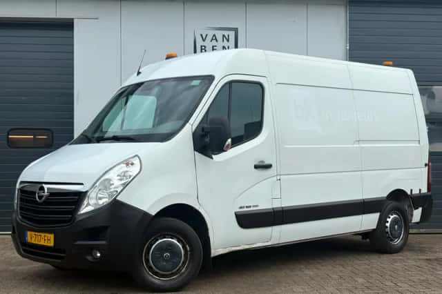 Opel Movano (2017) thumbnail 1