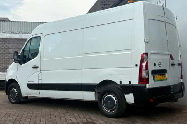Opel Movano (2017) thumbnail 4
