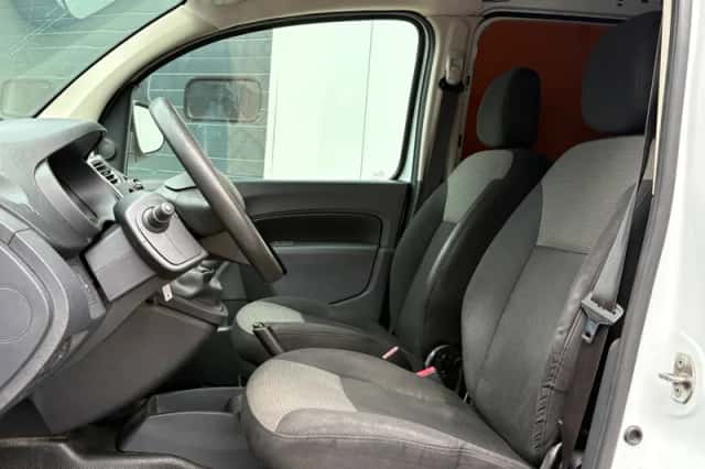 Renault Kangoo (2018) thumbnail 3