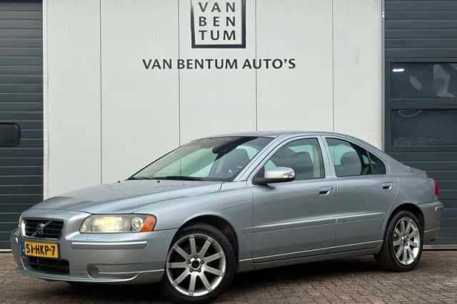 Volvo S60 (2009) thumbnail 1