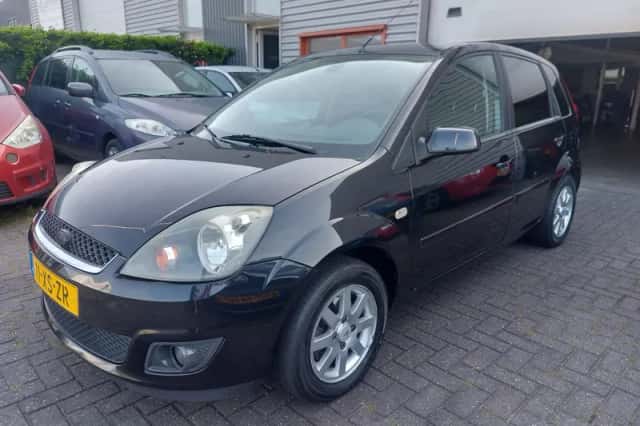 Ford Fiesta (2007) thumbnail 1