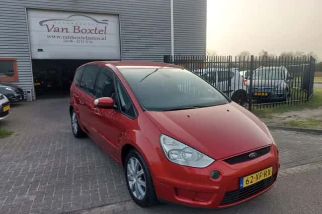 Ford S-Max (2007) thumbnail 3