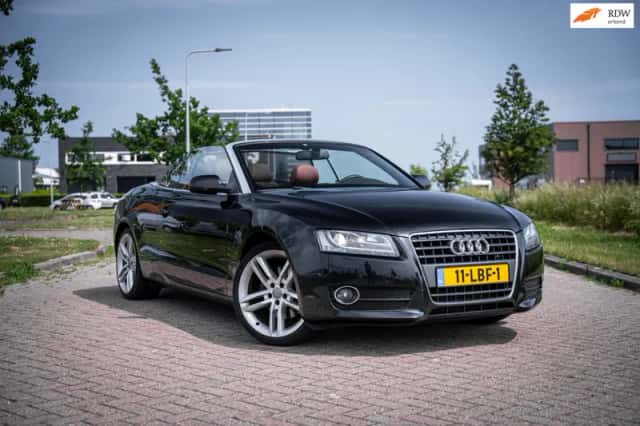 Audi A5 (2010) thumbnail 2