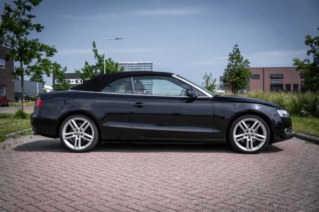 Audi A5 (2010) thumbnail 6