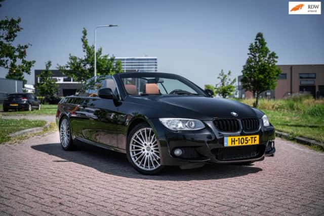 BMW 3-Serie (2011) thumbnail 2