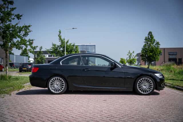BMW 3-Serie (2011) thumbnail 6