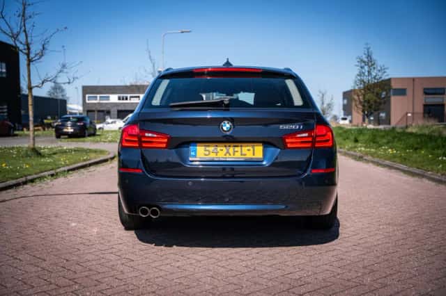 BMW 5-Serie (2012) thumbnail 6