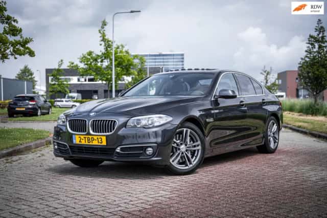 BMW 5-Serie (2014) thumbnail 2