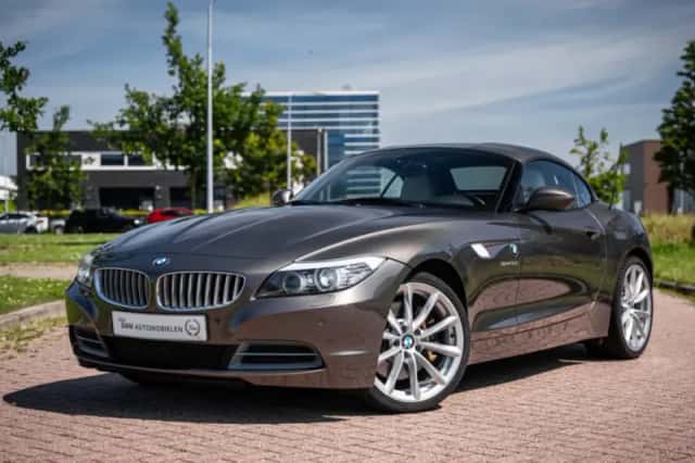 BMW Z4 (2011) thumbnail 1