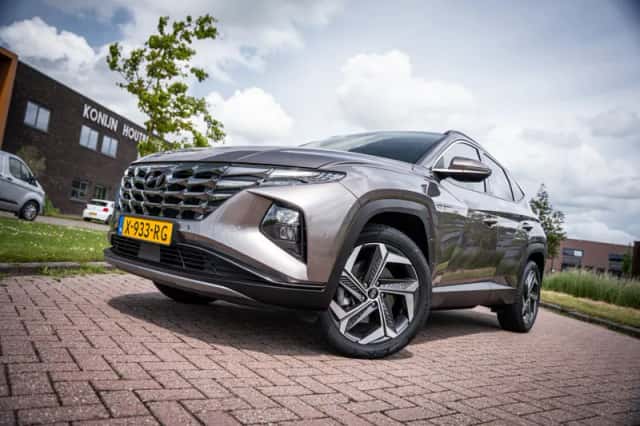 Hyundai Tucson (2024) thumbnail 3