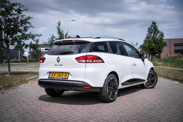 Renault Clio (2016) thumbnail 3