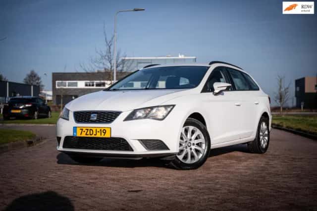 SEAT Leon (2014) thumbnail 2