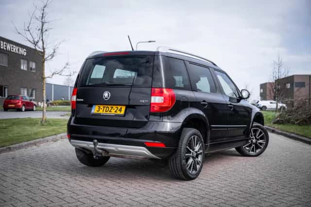 Škoda Yeti (2014) thumbnail 4