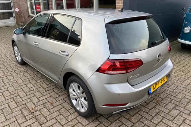 Volkswagen Golf (2019) thumbnail 4
