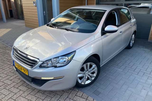 Peugeot 308 (2014) thumbnail 1