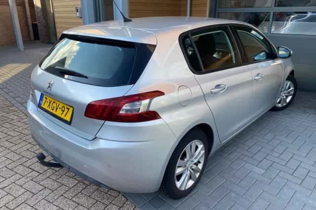 Peugeot 308 (2014) thumbnail 2