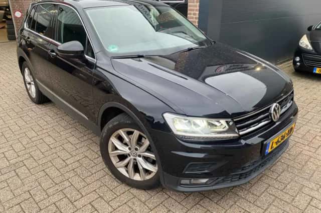 Volkswagen Tiguan (2018) thumbnail 3