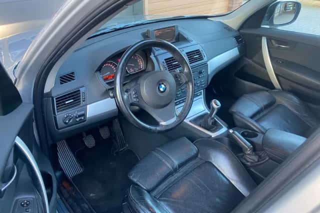 BMW X3 (2010) thumbnail 6