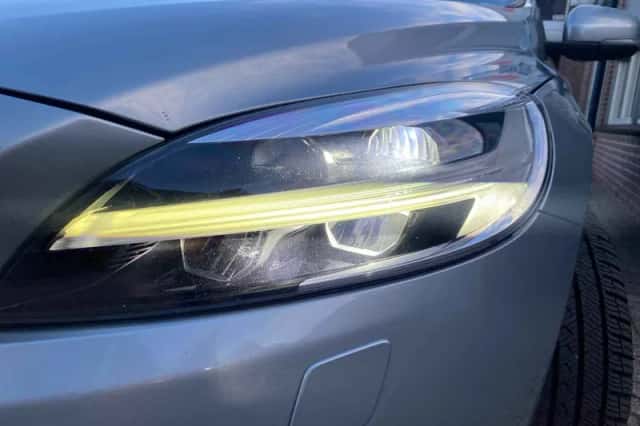 Volvo V40 (2018) thumbnail 5