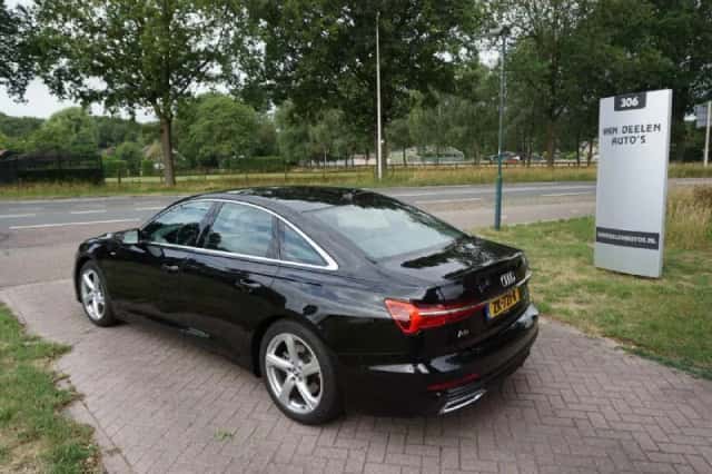 Audi A6 (2019) thumbnail 2