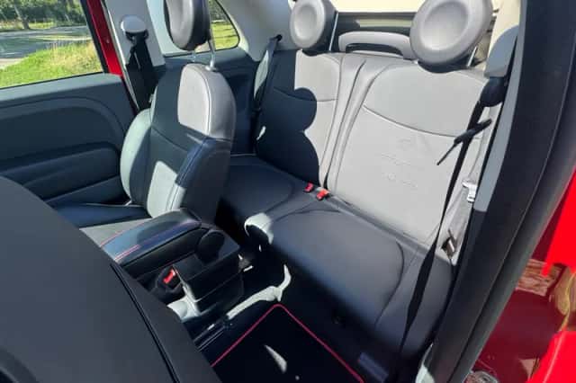 Fiat 500C (2010) thumbnail 4