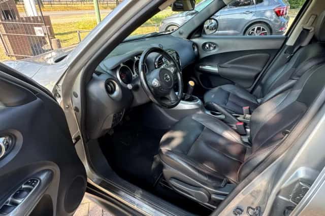 Nissan Juke (2011) thumbnail 3