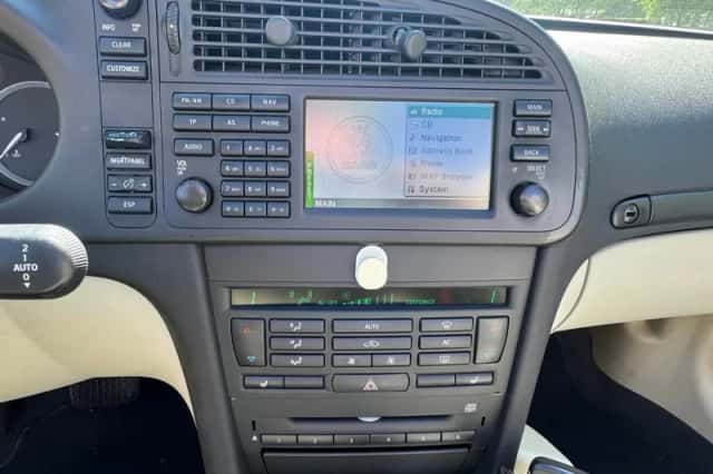 Saab 9-3 (2006) thumbnail 6