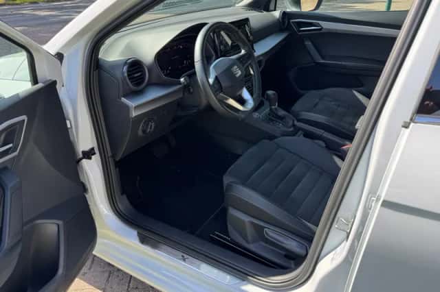 SEAT Ibiza (2024) thumbnail 3