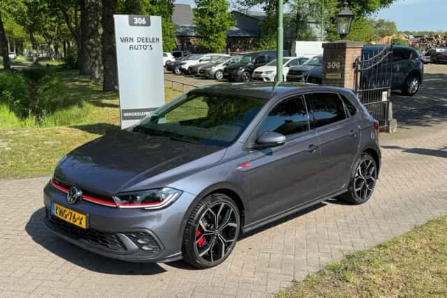 Volkswagen Polo (2024) thumbnail 1