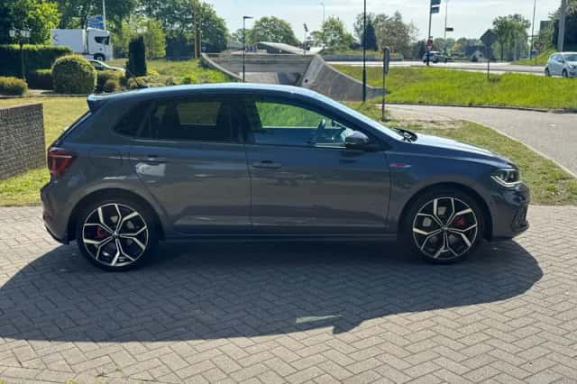 Volkswagen Polo (2024) thumbnail 5