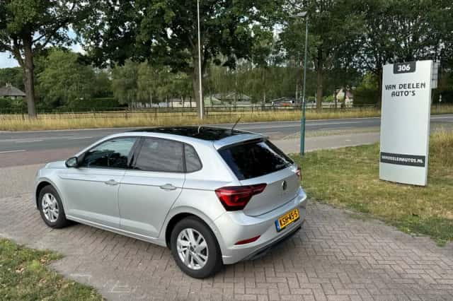 Volkswagen Polo (2021) thumbnail 2