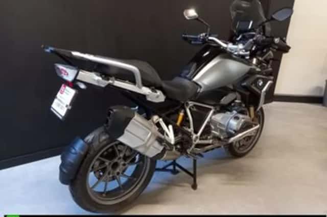 BMW R (2018) thumbnail 2