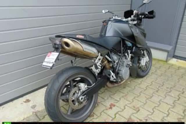 KTM 990 (2011) thumbnail 3