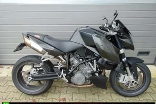 KTM 990 (2011) thumbnail 5